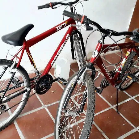 Prázdninový dům Spacious House In With Garden & Terrace