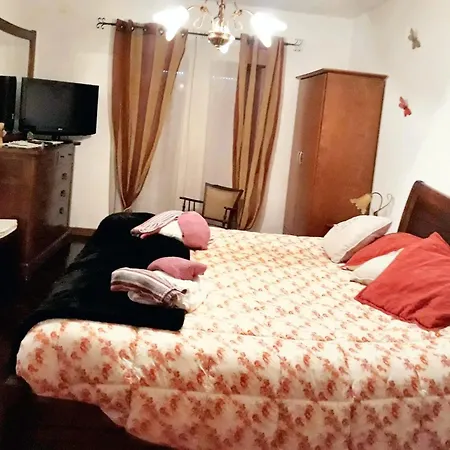 Spacious House In With Garden & Terrace *